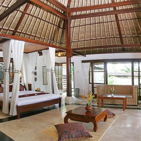 Toya Retreat Villa Тегаллаланг Номер фото