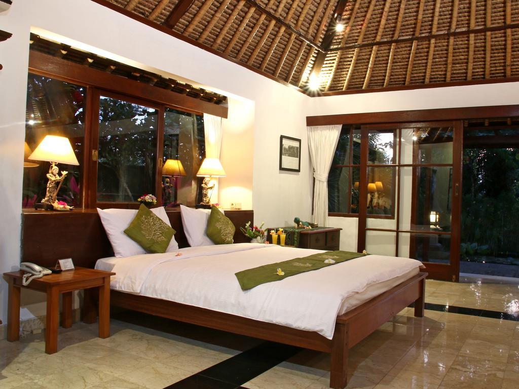 Toya Retreat Villa Тегаллаланг Номер фото