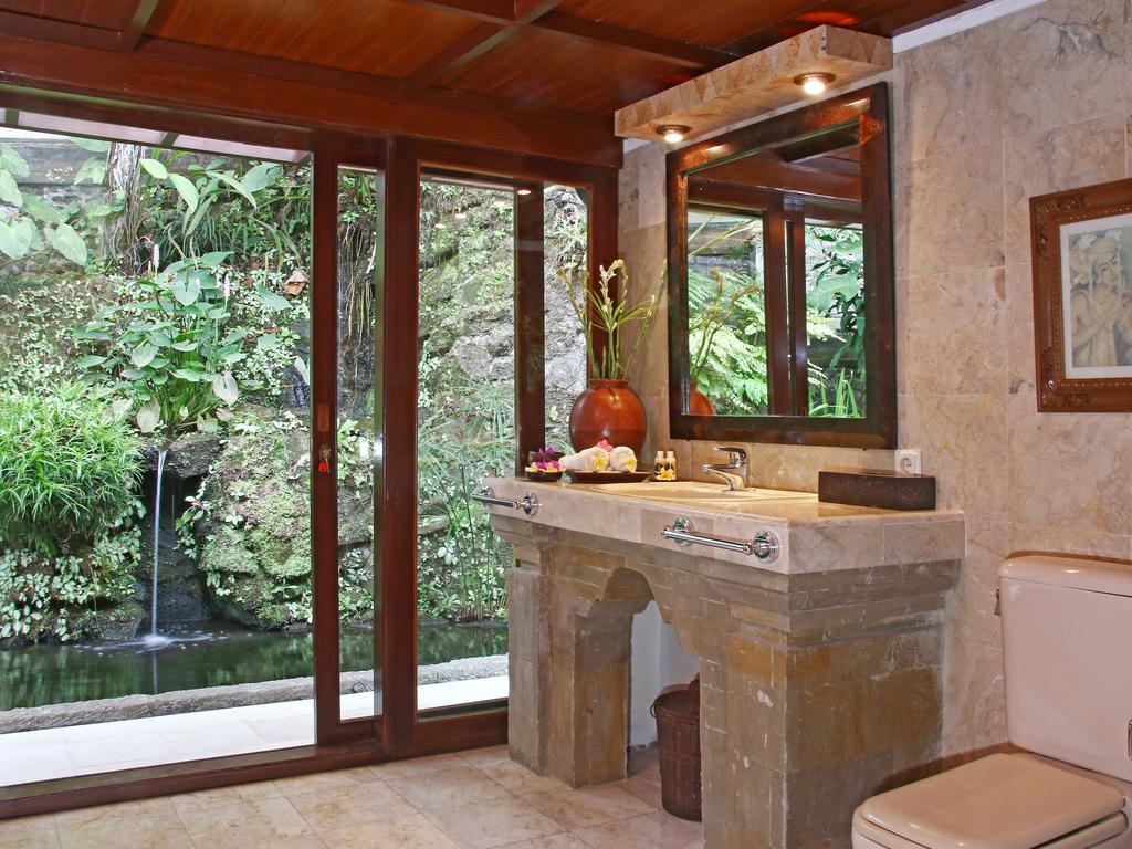 Toya Retreat Villa Тегаллаланг Номер фото
